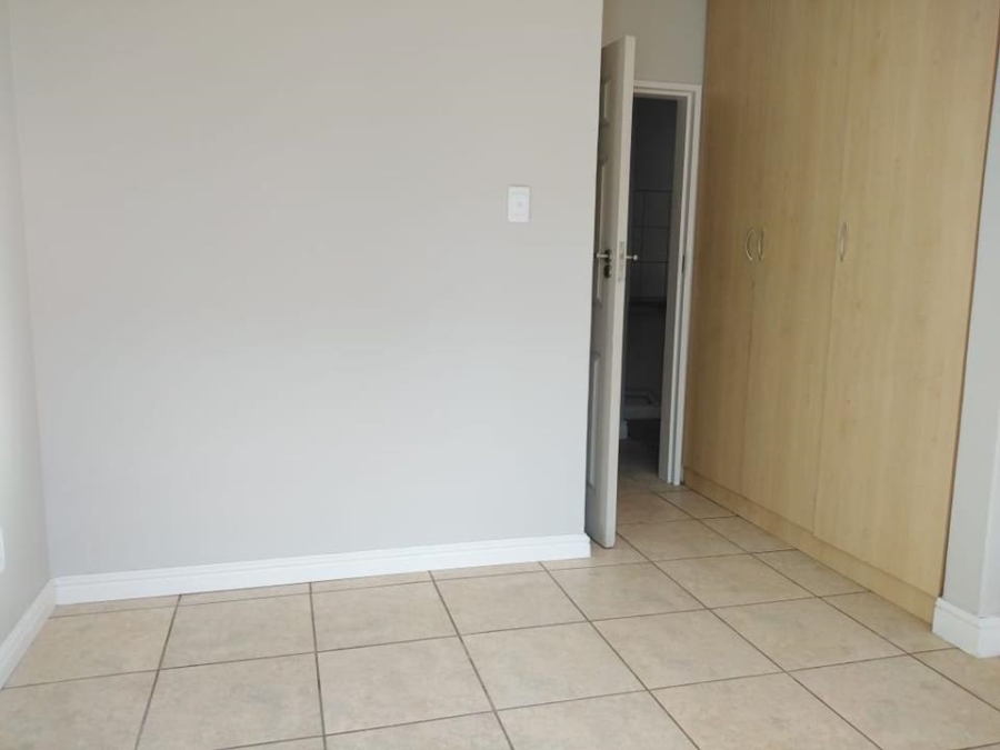 1 Bedroom Property for Sale in Die Bult Western Cape